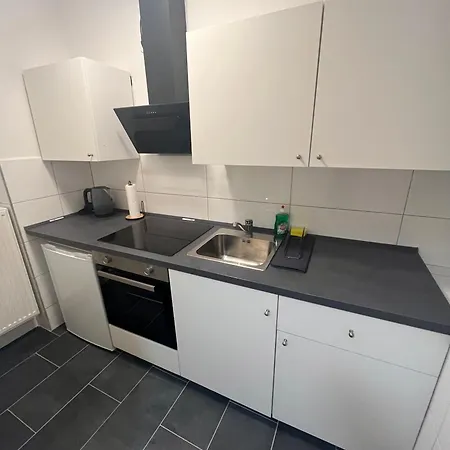 Erdgeschosswohnung Nahe Du Hbf * Дуйсбург