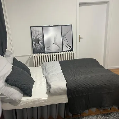 Апартаменты Erdgeschosswohnung Nahe Du Hbf Дуйсбург